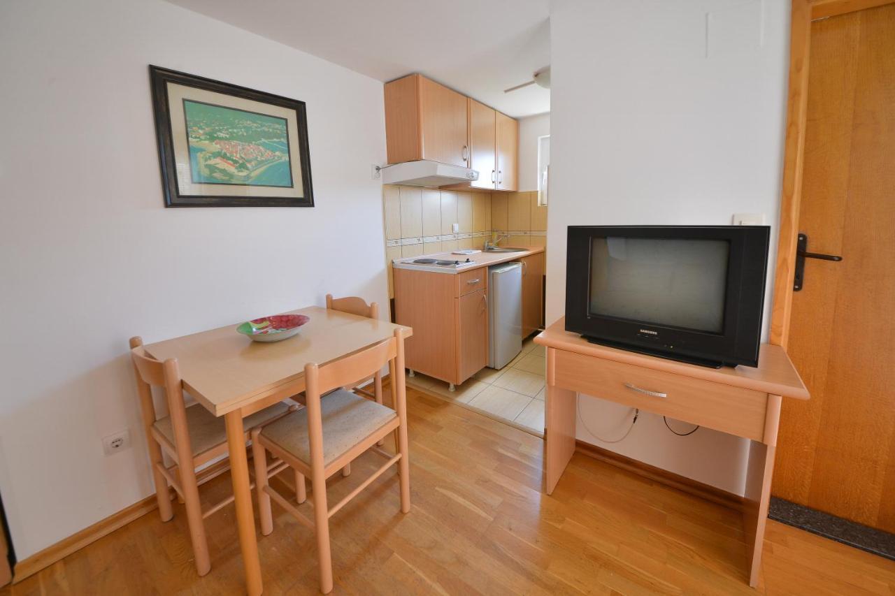 Disney Apartments Budva Exterior foto